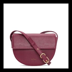 ⚡HOST PICK MATT & NAT half circle garnet purse